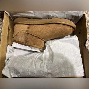 BRAND New UGG Ultra Mini Classic Chestnut Size 5 women’s 6.5